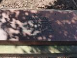 image of grave number 827819
